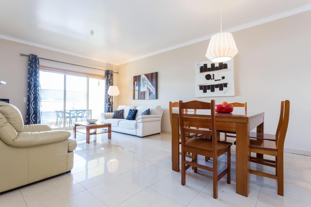 Sea Breeze Lagos Apartment المظهر الخارجي الصورة