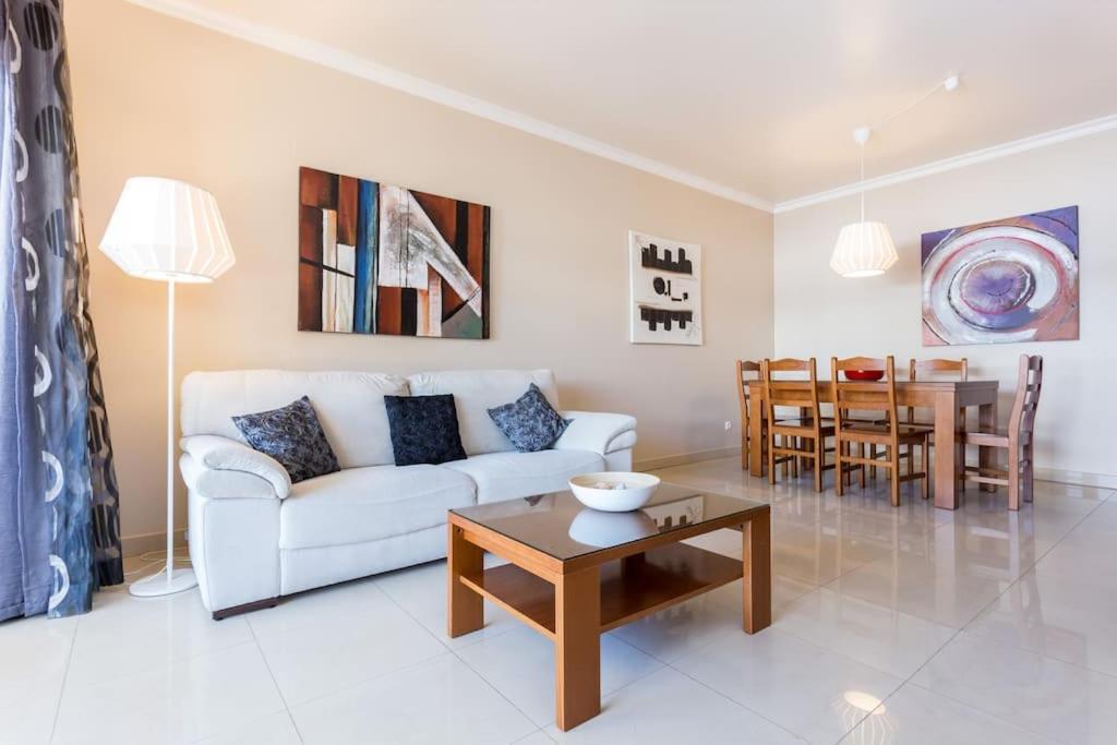 Sea Breeze Lagos Apartment المظهر الخارجي الصورة